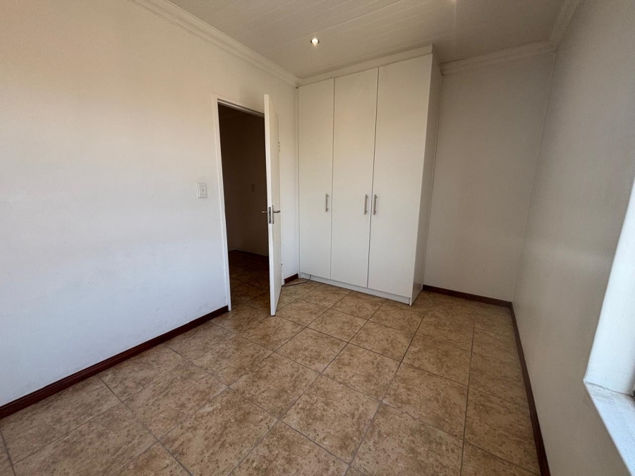 To Let 2 Bedroom Property for Rent in Hagley Western Cape